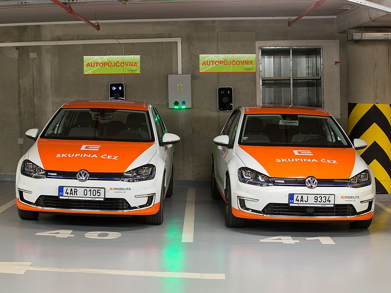 Zaměstnanci ČEZ ujeli s elektromobily 15 000 km